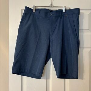 Travis Mathew Beck 10” Golf Shorts, Men’s Blue Size 36